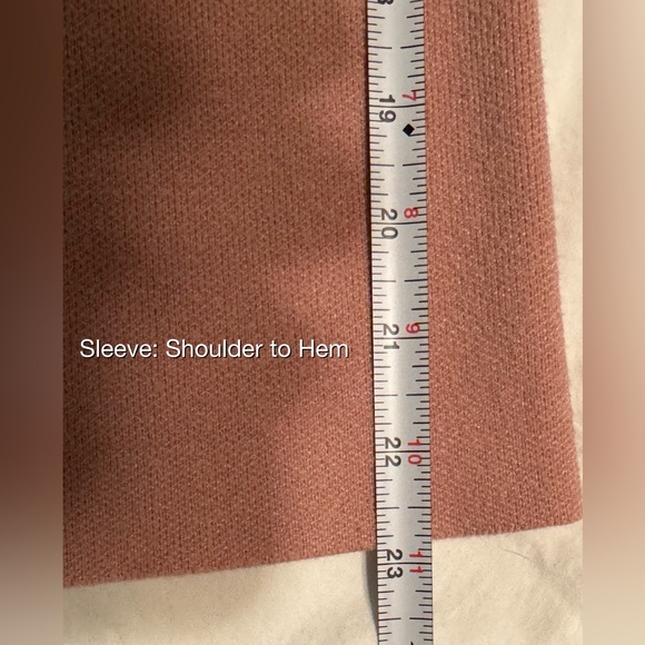 Le Lis Cropped Sweater SZ Large - Picture 11 of 12